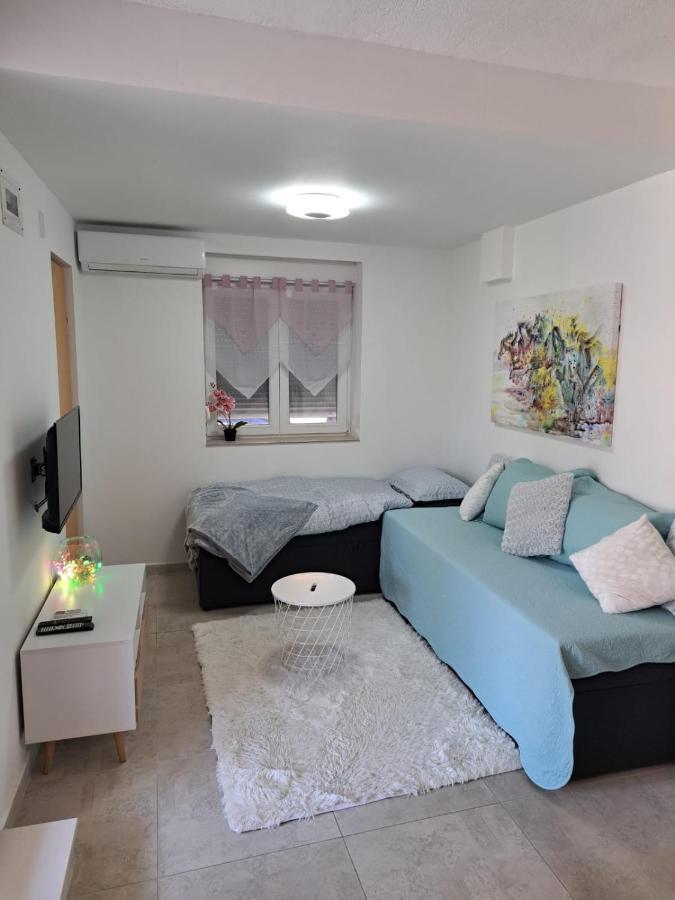 Near Beach Studio Kaštela المظهر الخارجي الصورة