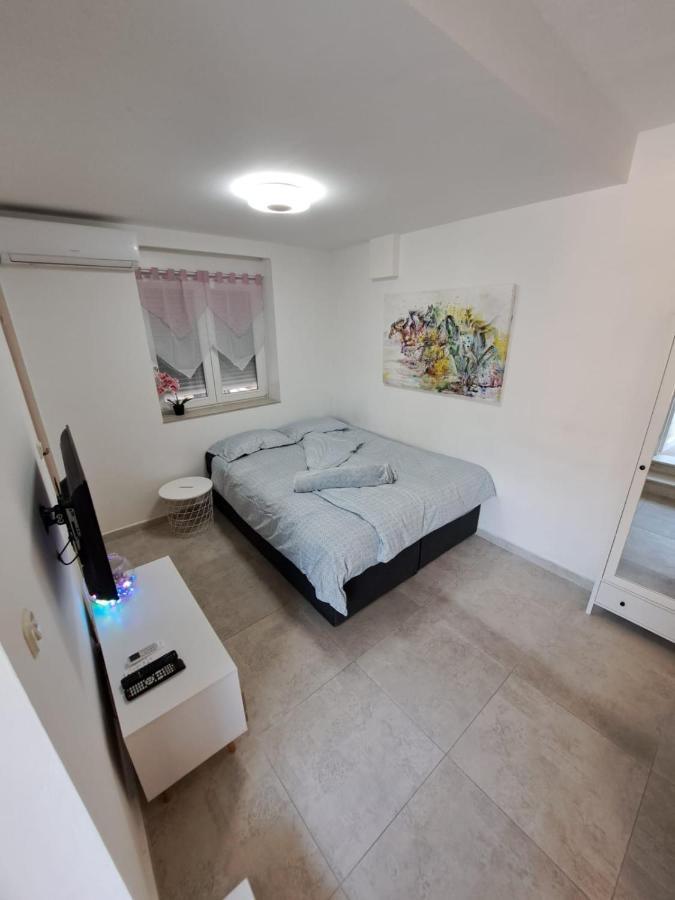 Near Beach Studio Kaštela المظهر الخارجي الصورة